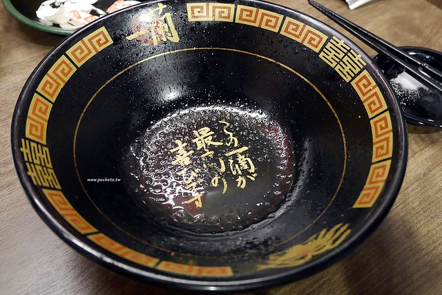 【日本東京】一蘭拉麵淺草店~一蘭屋台拉麵2015年開幕，東京銀座線在浅草駅8號出口旁，東橫inn淺草雷門步行10分鐘 @飛天璇的口袋