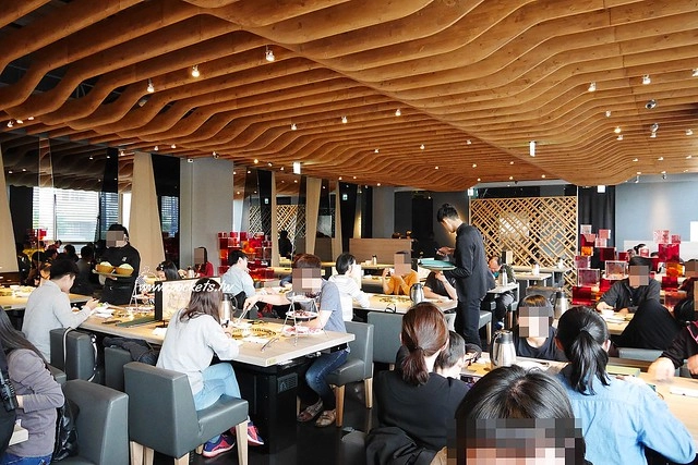 【台中南屯】屋馬文心店~觀光客指定要吃的台中必吃美食，浴火重生的「屋馬文心店」 @飛天璇的口袋