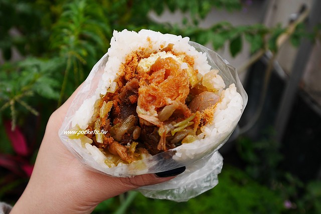 台中北屯｜海島飯糰，每天現滷燒肉、滷蛋和爌肉，北屯真材實料的好吃飯糰 @飛天璇的口袋