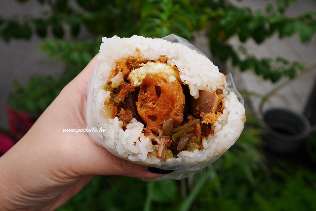 台中北屯｜海島飯糰，每天現滷燒肉、滷蛋和爌肉，北屯真材實料的好吃飯糰 @飛天璇的口袋