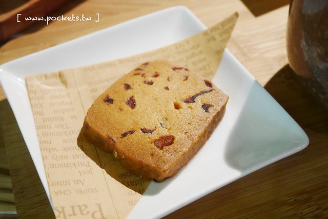 Q Garden Cafe｜有如置身南歐花園的浪漫氛圍，集合早午餐、咖啡、披薩和進口傢俱花器，彰化超漂亮IG打卡新景點(已停業) @飛天璇的口袋