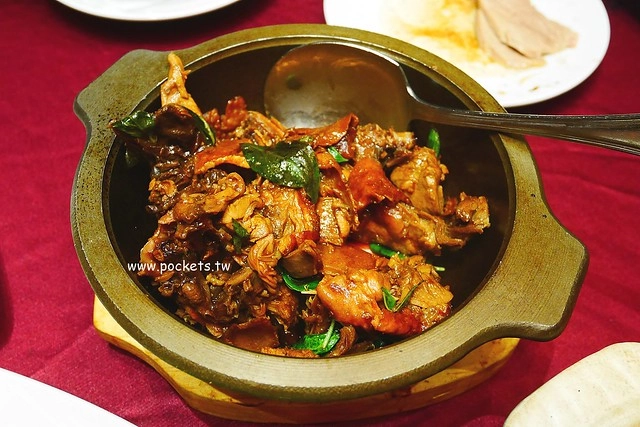 宜蘭礁溪｜蘭城晶英紅樓烤鴨，榮獲台灣十大烤鴨第一名，櫻桃霸王鴨一鴨五吃皮酥肉嫩 @飛天璇的口袋