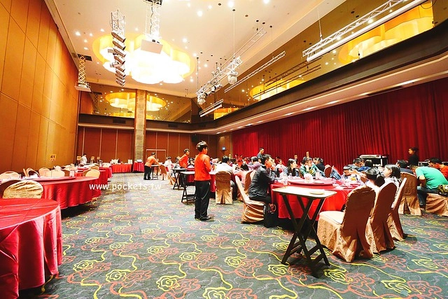 宜蘭礁溪｜蘭城晶英紅樓烤鴨，榮獲台灣十大烤鴨第一名，櫻桃霸王鴨一鴨五吃皮酥肉嫩 @飛天璇的口袋