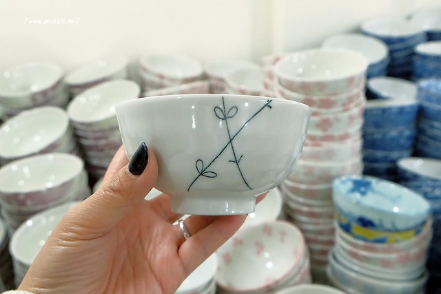 僑俐瓷器┃彰化餐具批發：$39元起！日本有田燒、瓷窯、輕量瓷、砂鍋、骨瓷杯、木餐盤、鍋碗瓢盆、下午茶具、禮盒、日本櫻花杯都有&hellip;讓人失心瘋的好地方！ @飛天璇的口袋