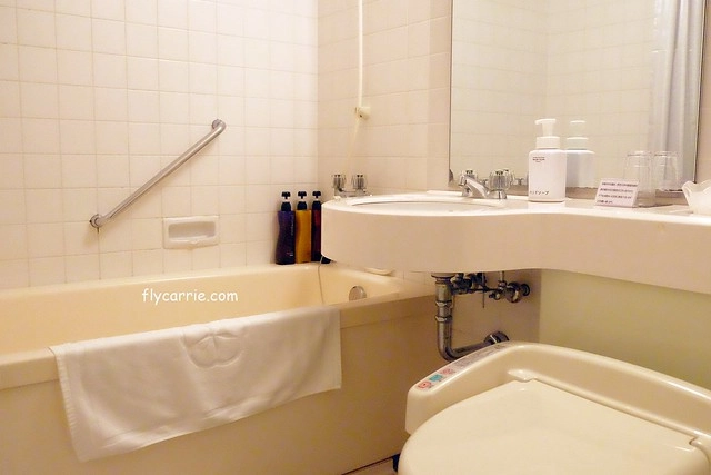 【日本廣島】廣島機場飯店 Hiroshima Airport Hotel：距離廣島機場只要5分鐘，飯店附有接駁車直接到廣島機場 @飛天璇的口袋