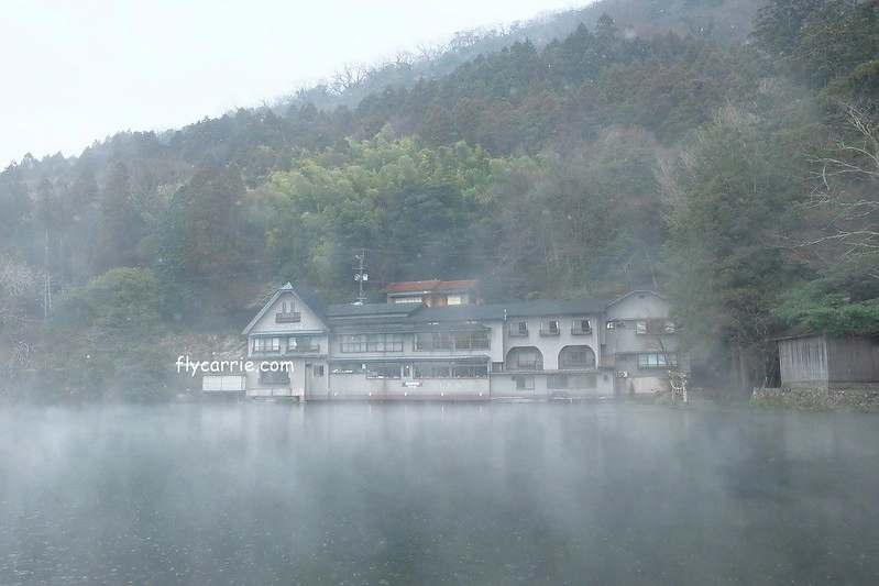 日本大分｜由布院一日遊，日本女性票選為最愛的夢幻度假勝地，寧靜美麗的溫泉小鎮森湯之平街道散策 @飛天璇的口袋
