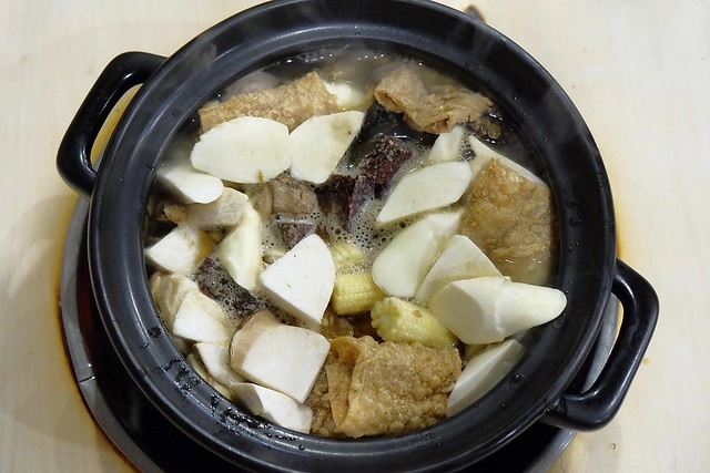 台中豐原｜三豐食補碳燒薑母鴨．豐原超人氣薑母鴨店，湯頭鮮甜價格實在 @飛天璇的口袋