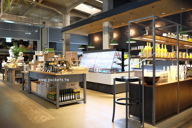 【日本廣島】Hotel Cycle ONOMICHI U2~日本尾道以自行車為主題的時尚旅店，集合飯店、餐廳、麵包坊、咖啡館和自行車店，欣賞島波的美景 @飛天璇的口袋