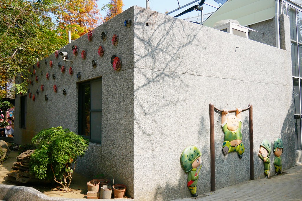 板陶窯交趾剪黏工藝園區：超療癒又童趣的親子旅遊景點~貓咪車站、沙坑、溜滑梯、手作DIY @飛天璇的口袋