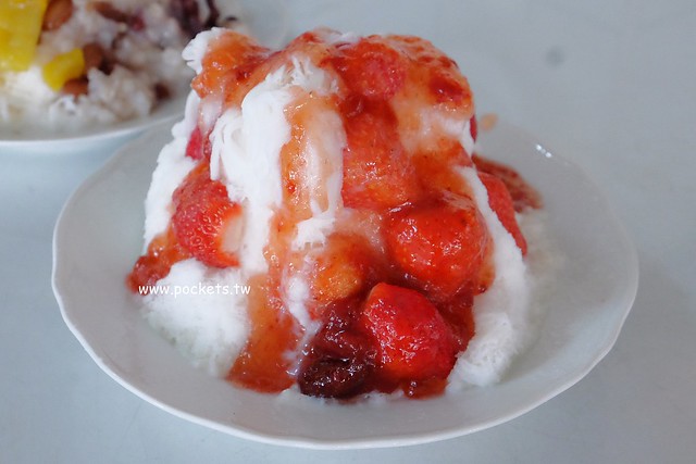 彰化美食｜水利冰屋．食尚玩家彰化人氣冰品店，推薦八寶冰CP值比較高 @飛天璇的口袋