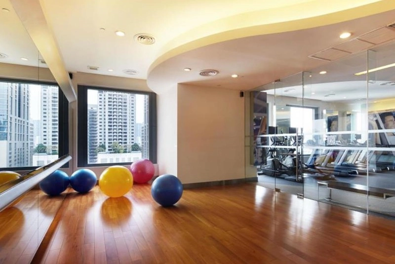 泰國曼谷｜拉查丹利中心酒店 Grand Center Point Rajdamri．曼谷公寓式飯店，鄰近Siam Paragon、Central World Plaza和四面佛 @飛天璇的口袋