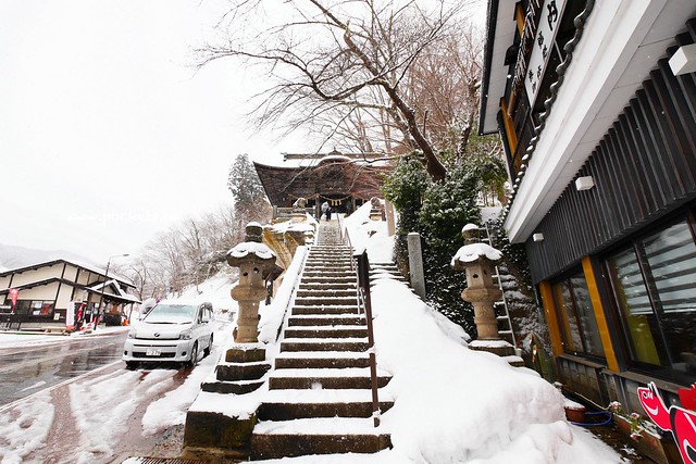 圓藏寺┃福島旅遊景點：赤牛的發源地，日本的三大虚空藏尊之一，摸紅牛許願就會成真哦！ @飛天璇的口袋