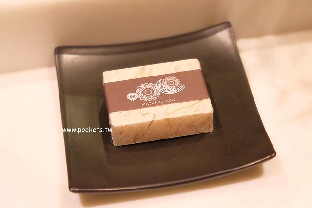 泰國曼谷｜曼谷雅高美居大酒店 Grand Mercure Bangkok Fortune｜MRT捷運站步行3分鐘，Tesco步行5分鐘、對面是Central Plaza百貨 @飛天璇的口袋