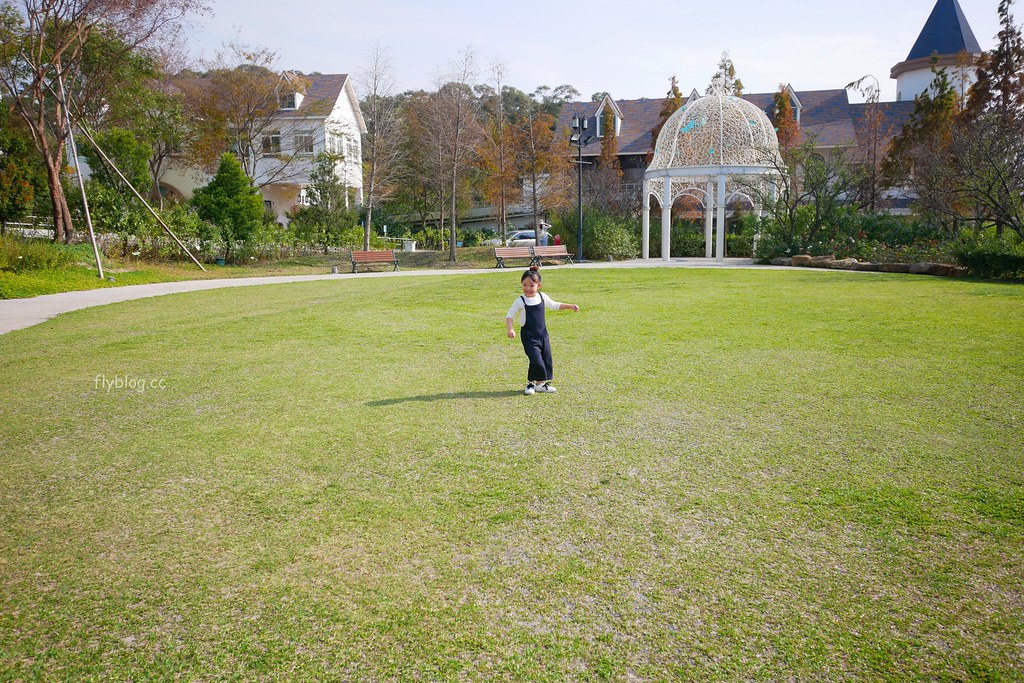 唯愛庭園 Vena Manor：彰化歐式古堡莊園~結合景觀餐廳、婚宴會館、花園迷宮、大草皮，彰化親子旅遊推薦好去處 @飛天璇的口袋