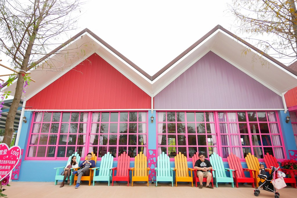 雲林古坑｜古坑珍．粉紅城堡．水漾森林教堂：充滿浪漫氛圍的童話森林~粉紅城堡、大草原、彩虹步道、水漾森林，情侶約會和親子旅遊的好地方 @飛天璇的口袋