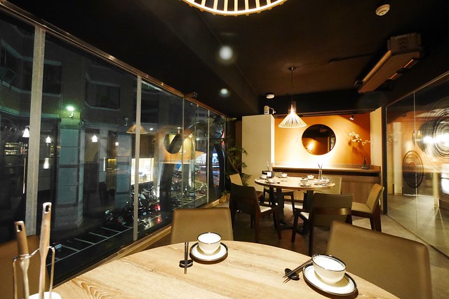 牧沐苑精緻麻辣火鍋┃台中西屯美食：麻辣火鍋中的精品店，美國Prime牛肉、澳洲M9和牛、各式生猛海鮮、專業吃法壽喜燒新上市！ @飛天璇的口袋