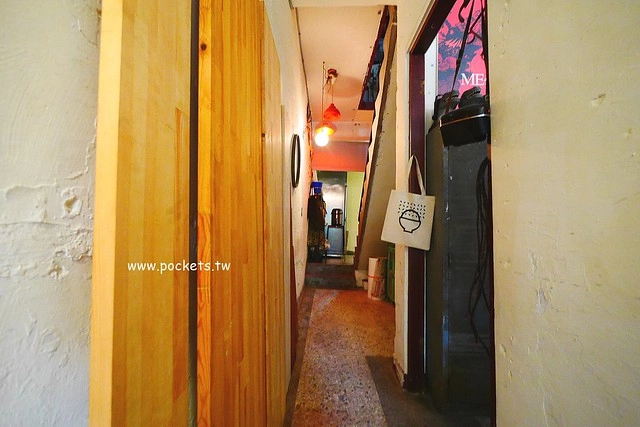 做作米食寓┃台中西區美食：有滿滿收藏品的藝文空間，賣著充滿溫度的米食料理，鄰近向上市場和家湯溫度 @飛天璇的口袋