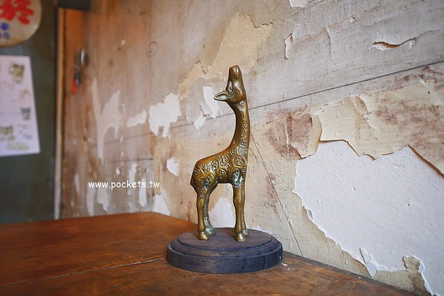 做作米食寓┃台中西區美食：有滿滿收藏品的藝文空間，賣著充滿溫度的米食料理，鄰近向上市場和家湯溫度 @飛天璇的口袋