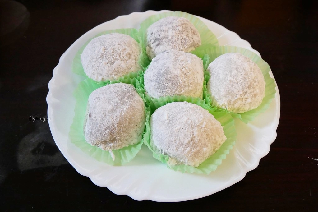 台中南屯｜米吉米食天地，南屯市場裡的古早味米食，草莓大福、草仔粿、紅龜粿、潤餅和油飯 @飛天璇的口袋