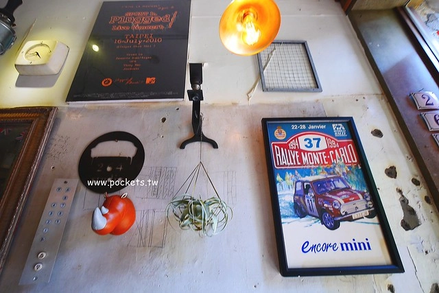 做作米食寓┃台中西區美食：有滿滿收藏品的藝文空間，賣著充滿溫度的米食料理，鄰近向上市場和家湯溫度 @飛天璇的口袋