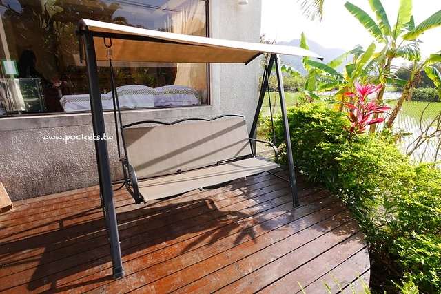 集集棕梠泉民宿┃南投民宿推薦：夏日南洋風情的優質民宿，擁有獨立大浴缸、免費wifi、腳踏車出借 @飛天璇的口袋