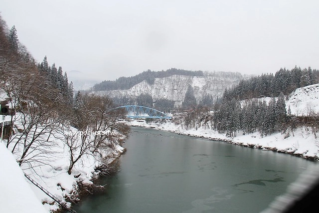 会津柳津&rarr;会津川口(JR只見線)┃福島旅遊景點：奧會津必訪旅遊景點推薦，搭火車欣賞冬季絕美只見線沿途風光 @飛天璇的口袋
