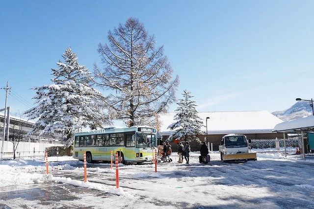 【日本長野】輕井澤~遇見東京第一場初雪，冬季絕美輕井澤一日遊，輕井澤王子Outlet好買好逛好吃，附東京到輕井澤交通方式&JR PASS券 @飛天璇的口袋