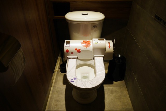 牧沐苑精緻麻辣火鍋┃台中西屯美食：麻辣火鍋中的精品店，美國Prime牛肉、澳洲M9和牛、各式生猛海鮮、專業吃法壽喜燒新上市！ @飛天璇的口袋