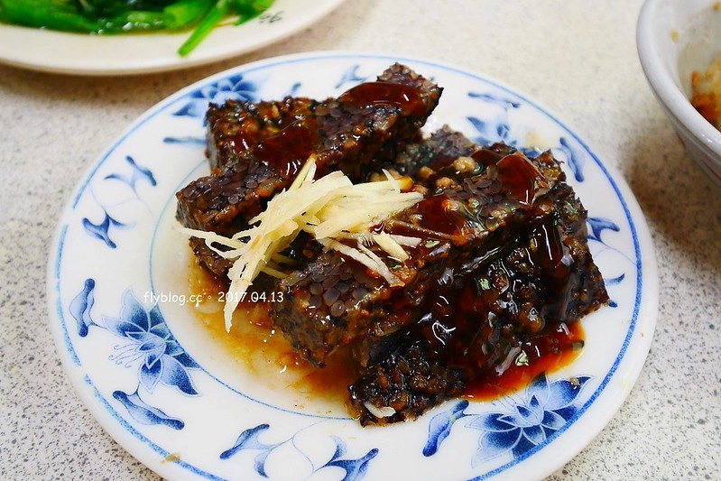 台中中區｜富貴亭當歸鴨麵線．米其林必比登推薦，在地飄香60年的當歸鴨老店 @飛天璇的口袋