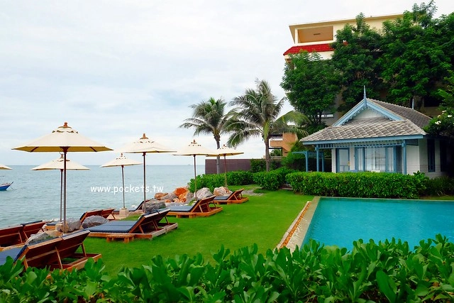 泰國華欣｜Devasom Hua Hin Resort 華欣德瓦索姆度假村，獨棟小木屋復古風套房，享受海邊一色的美景 @飛天璇的口袋