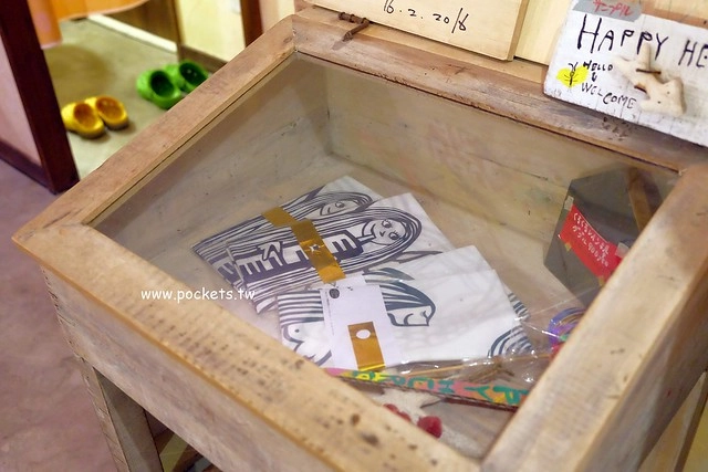 日本沖繩｜ごはん屋de SU-SU-SOON｜內行人才知道的隱藏版美食，沖繩傳統家庭料理，此次沖繩自由行最難忘的一間餐廳，美國村附近美食推薦 @飛天璇的口袋