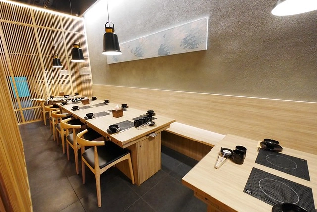 【台中南屯】灰鴿：台中CP值超高的火鍋餐廳，幾歲生日送幾隻蝦 @飛天璇的口袋