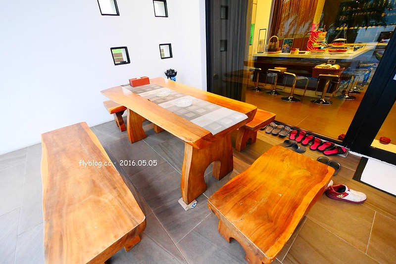 The One樂灣宜蘭頂級Villa泳池民宿┃宜蘭民宿推薦：周杰倫指定渡蜜月的宜蘭民宿，擁有獨立泳池、免費飲料、KTV，適合包棟渡假 @飛天璇的口袋