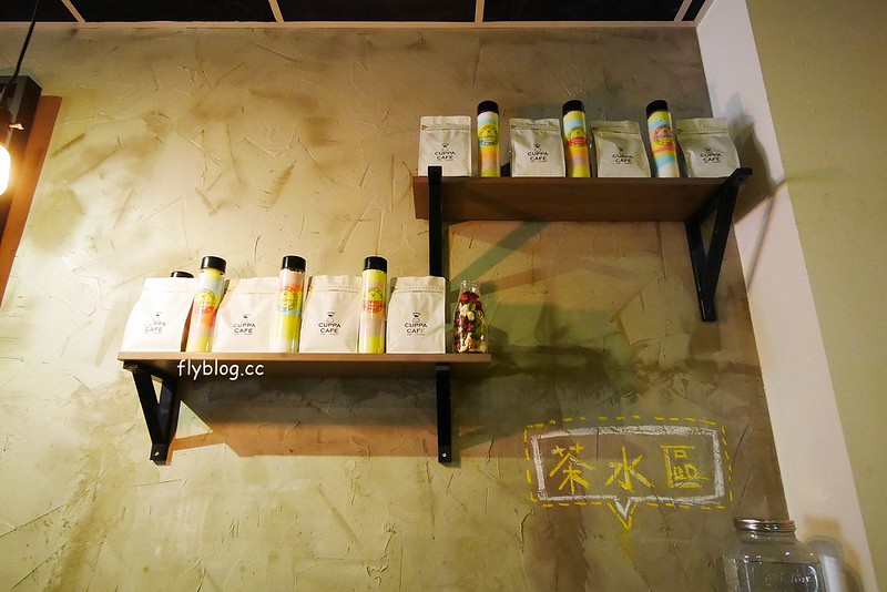 Cuppa Cafe．咖派咖啡：早午餐的份量很澎派，每日手作甜點供應，還有隱藏版的可愛拉花 @飛天璇的口袋