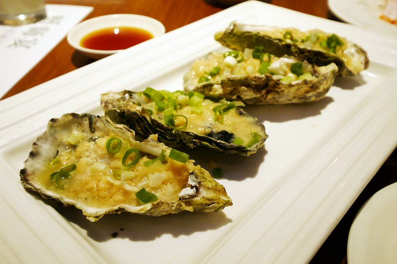 漢來海港百匯吃到飽┃台中西區美食：日本廣島生蠔吃到飽，5/8~6/4限時供應，個人推薦焦糖葡萄柚、新鮮海鮮、主廚甜點 @飛天璇的口袋