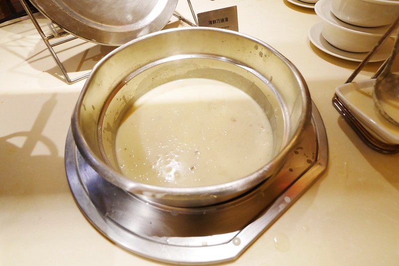 漢來海港百匯吃到飽┃台中西區美食：日本廣島生蠔吃到飽，5/8~6/4限時供應，個人推薦焦糖葡萄柚、新鮮海鮮、主廚甜點 @飛天璇的口袋