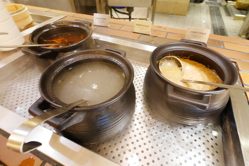 漢來海港百匯吃到飽┃台中西區美食：日本廣島生蠔吃到飽，5/8~6/4限時供應，個人推薦焦糖葡萄柚、新鮮海鮮、主廚甜點 @飛天璇的口袋