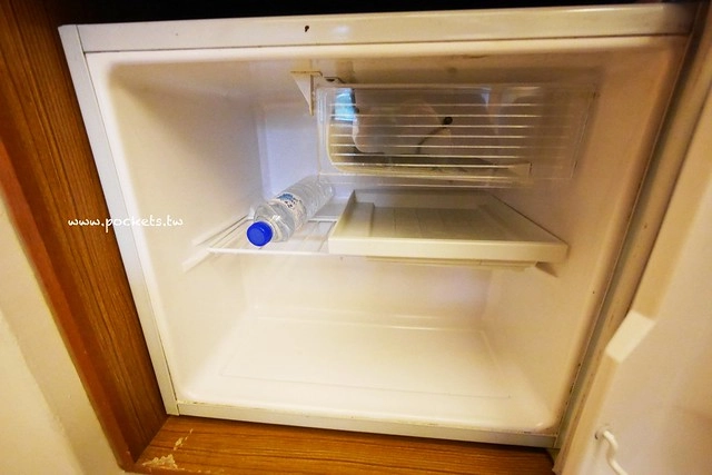 集集棕梠泉民宿┃南投民宿推薦：夏日南洋風情的優質民宿，擁有獨立大浴缸、免費wifi、腳踏車出借 @飛天璇的口袋