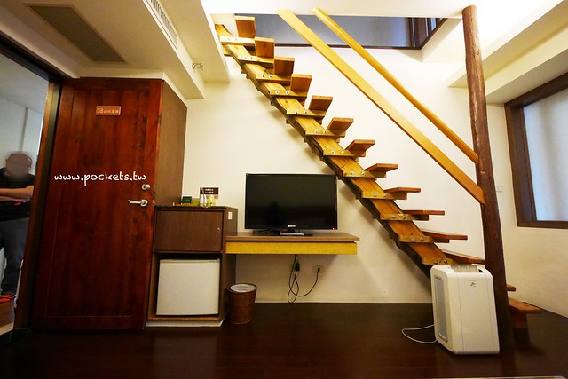 集集棕梠泉民宿┃南投民宿推薦：夏日南洋風情的優質民宿，擁有獨立大浴缸、免費wifi、腳踏車出借 @飛天璇的口袋