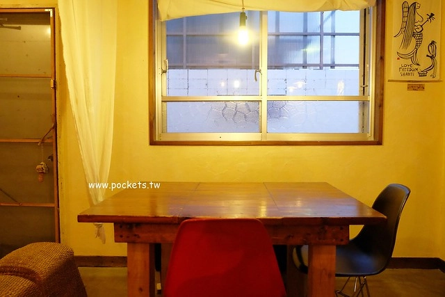 日本沖繩｜ごはん屋de SU-SU-SOON｜內行人才知道的隱藏版美食，沖繩傳統家庭料理，此次沖繩自由行最難忘的一間餐廳，美國村附近美食推薦 @飛天璇的口袋