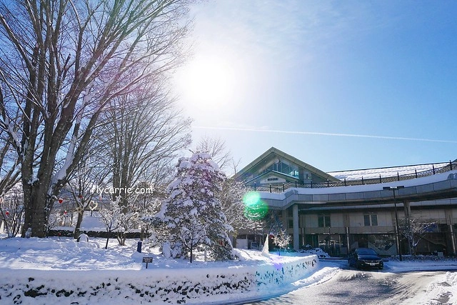 【日本長野】輕井澤~遇見東京第一場初雪，冬季絕美輕井澤一日遊，輕井澤王子Outlet好買好逛好吃，附東京到輕井澤交通方式&JR PASS券 @飛天璇的口袋