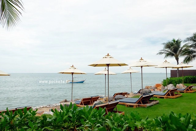 泰國華欣｜Devasom Hua Hin Resort 華欣德瓦索姆度假村，獨棟小木屋復古風套房，享受海邊一色的美景 @飛天璇的口袋