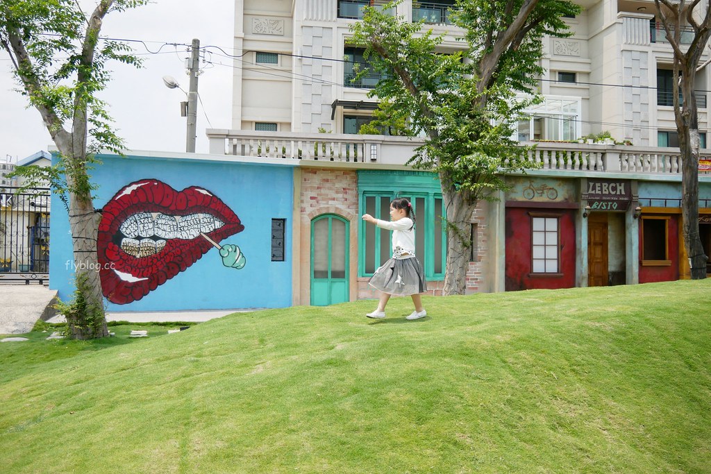 琉璃仙境｜員林超夯拍照景點琉璃仙境，魔戒哈比村、峇里島風餐廳、哥德式教堂、希臘式建築、沙坑大草皮 @飛天璇的口袋