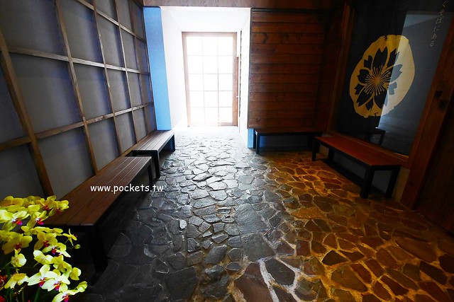 Kama 釜かま日式丼飯專門店┃台中南屯美食：以日本江戶時代為風情，漂亮特別的建築美學設計，公益路美食商圈又一選擇 @飛天璇的口袋