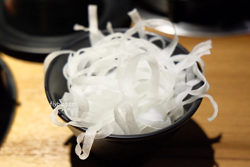 宜蘭湯蒸火鍋｜巨無霸超猛海鮮霸氣上桌，食材新鮮有誠意，宜蘭人推薦必吃火鍋 @飛天璇的口袋