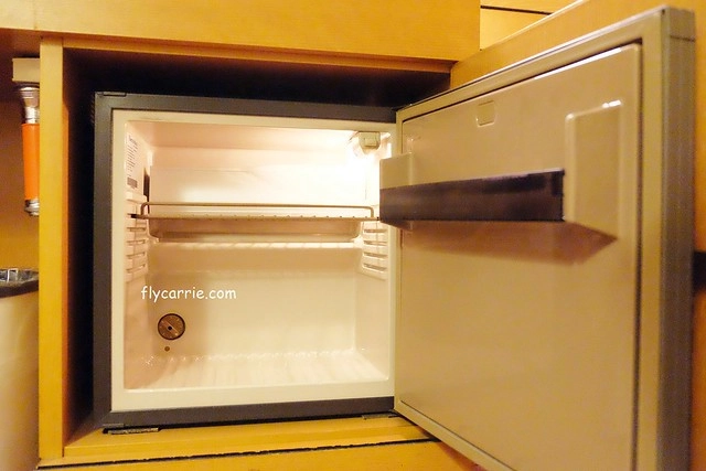 【日本廣島】廣島機場飯店 Hiroshima Airport Hotel：距離廣島機場只要5分鐘，飯店附有接駁車直接到廣島機場 @飛天璇的口袋