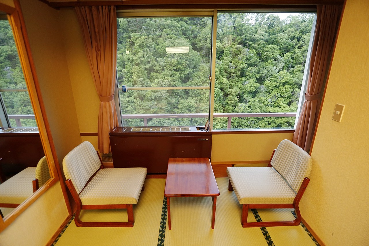 日本福島｜大川莊溫泉飯店 Ookawaso．99%還原鬼滅之刃場景，會津蘆之牧溫泉享受青山綠水環抱 @飛天璇的口袋