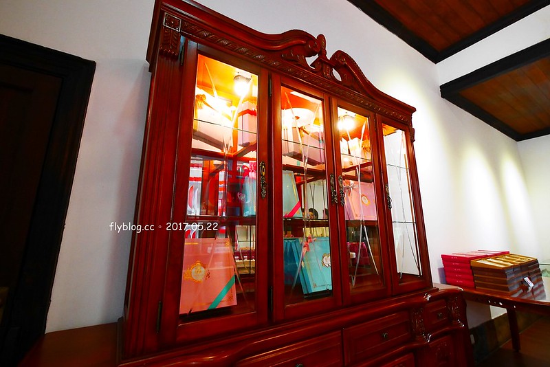 一德洋樓．台中市歷史建築林懋陽故居┃台中北屯美食：百年古蹟再造，結合一德藝文茶館、禧院喜餅、羅布森書蟲房冊惦、布朗尼甜點，未來還會有兒童沙坑和遊戲區 @飛天璇的口袋