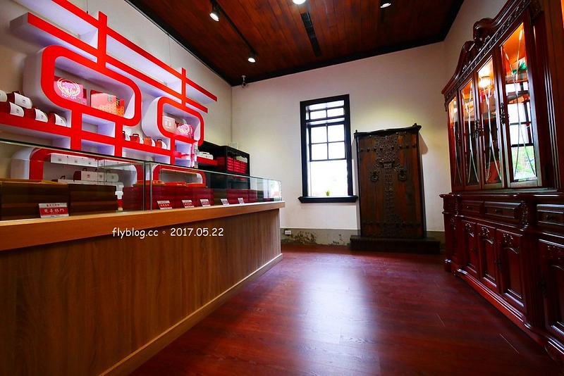 一德洋樓．台中市歷史建築林懋陽故居┃台中北屯美食：百年古蹟再造，結合一德藝文茶館、禧院喜餅、羅布森書蟲房冊惦、布朗尼甜點，未來還會有兒童沙坑和遊戲區 @飛天璇的口袋