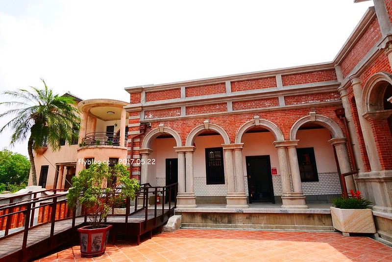 一德洋樓．台中市歷史建築林懋陽故居┃台中北屯美食：百年古蹟再造，結合一德藝文茶館、禧院喜餅、羅布森書蟲房冊惦、布朗尼甜點，未來還會有兒童沙坑和遊戲區 @飛天璇的口袋